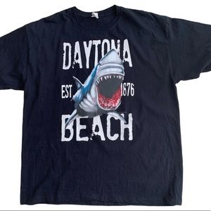 *Keya men’s extra large shark T-shirt